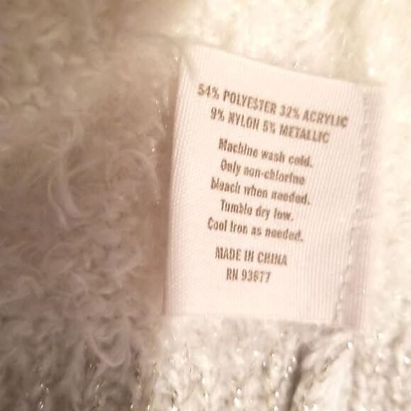 Decree Fuzzy Cream Gold Crop Sweater Size Medium - Picture 5 of 7